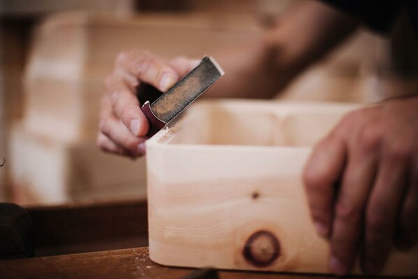 Handwork on wood - Joinery Gross | © Einrichtungswerkstätte Gross