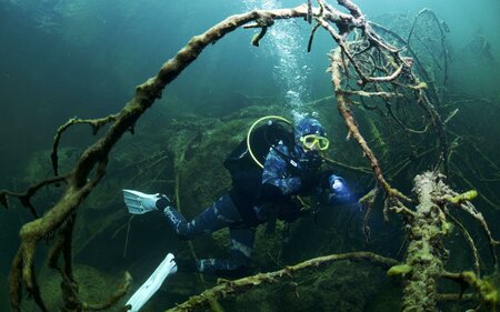 diving course, Grundlsee, exploring | © Jürgen H. Gangoly