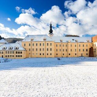 Rein Abbey in winter  | © Region Graz-Harry Schiffer