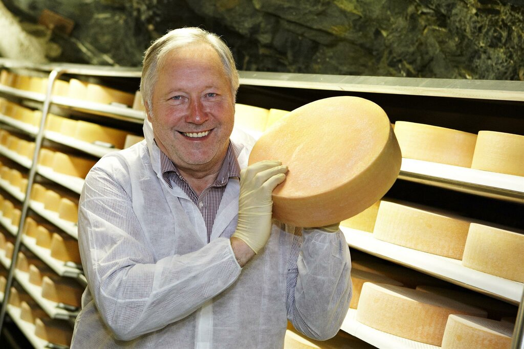 Stollen cheese Almenland in Passail | steiermark.com