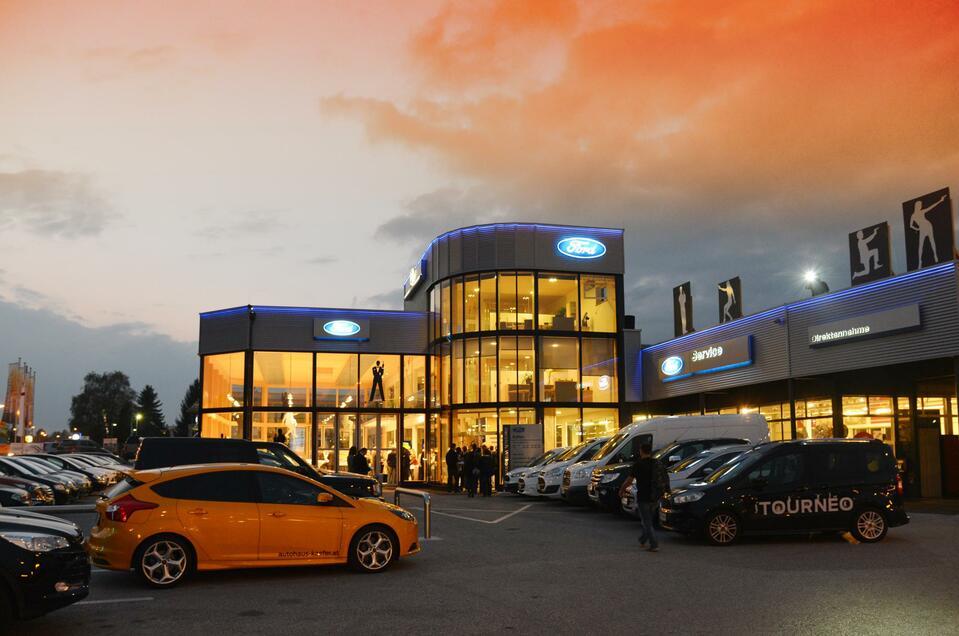 Car dealership KÄFER GmbH & CO KG - Impression #1 | © Autohaus Käfer GmbH und Co KG