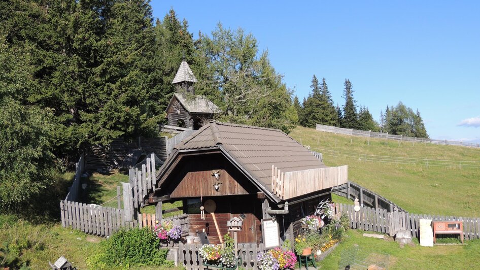 Wellnesshütte mit Ziegenareal | © Dreiwiesenhütte