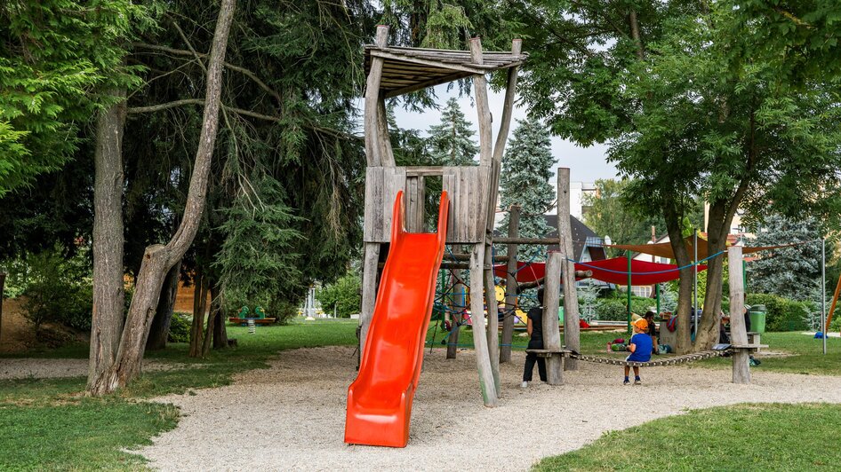 Spielplatz im Generationenpark | © Mias Photoart