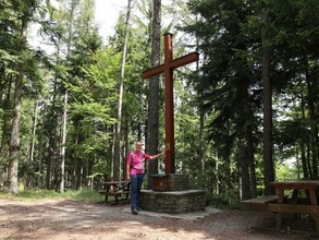 Buchkogel_summit_cross_Eastern Styria | © WEGES