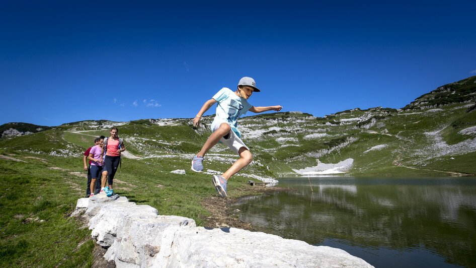 Loser Altaussee Wandern beim Augstsee | © TVB Ausseerland-Salzkammergut/Tom Lamm