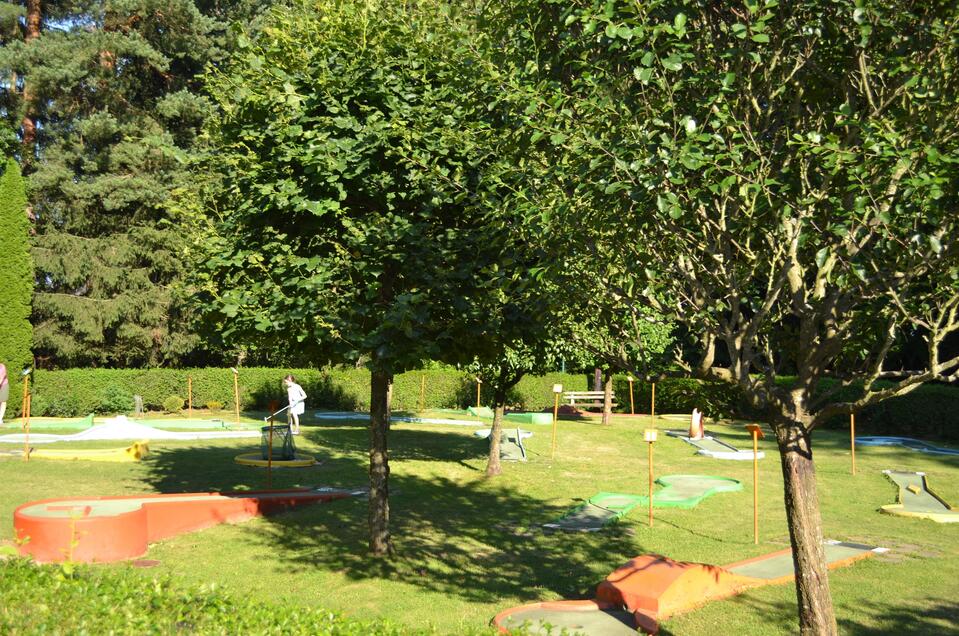 Minigolf at the Römerhütte leisure center - Impression #1 | © Freizeitzentrum Römerhütte