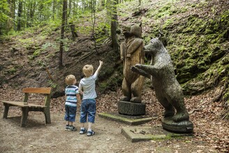 Bear figures in the bear pit in Friedberg | © Stadtgemeinde Friedberg