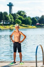 Boy on the jetty with snorkelling equipment | © Region Graz - Mias Photoart