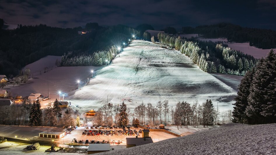 Skilifte-Nacht1-Murtal-Steiermark | © Skilift Kleinlobming