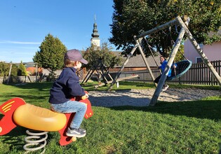 Spielplatz Wenigzell_Schaukel_Oststeiermark | © Gemeinde Wenigzell