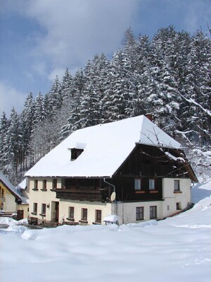 Bauernhof-Winter-02