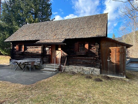 Gindischbachhütte-Außenansicht-Murtal-Steiermark | © Gindischbachhütte