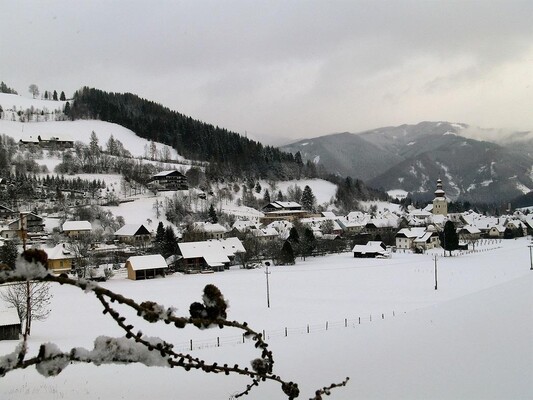 Oberzeiring-Winteransicht-Murtal-Steiermark | © Haus Steiner