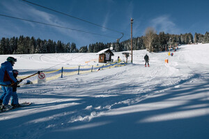 Skifahren in Mönichwald | © Hotel Schwengerer