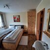 Photo of Double room, shower, toilet, balcony | © Pölzlhof