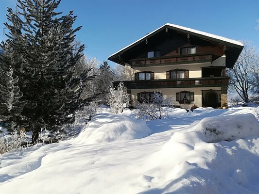 Haus Posch im Winter