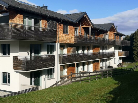 Luxus Penthouse direkt am Berg - Sommer