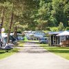 Photo of Nebensaison, Camp site, bath, toilet, facing the garden | © Jean Van Luelik Photographer