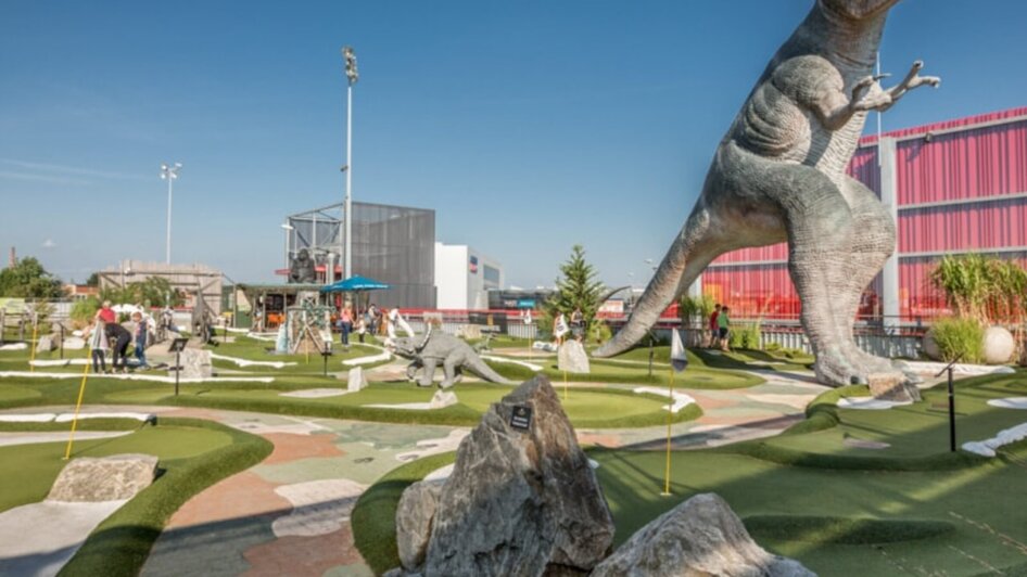 Abenteuer Minigolf Center West