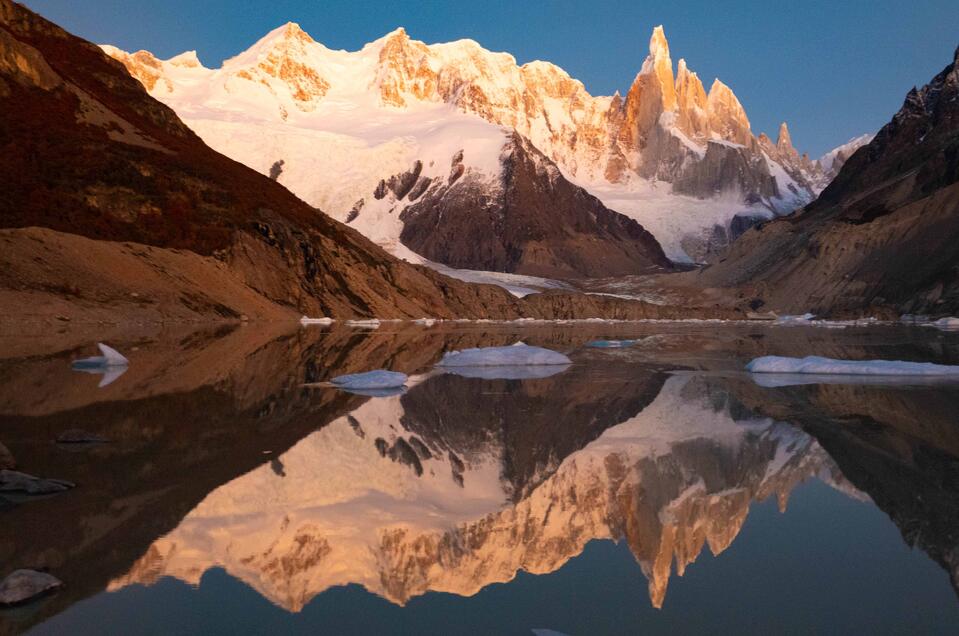 Cinema on the mountain - Patagonia - Impression #1