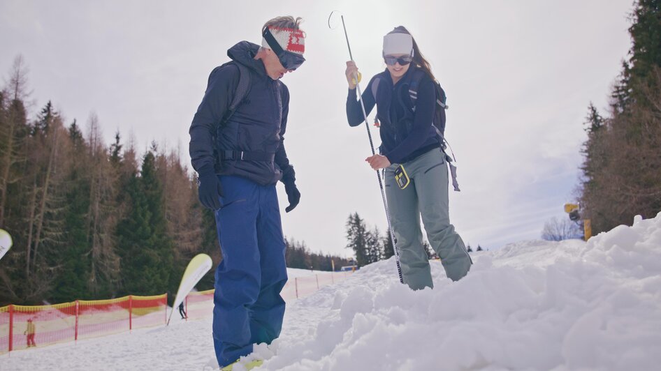  Avalanche transceiver Introduction | Self-assessment & training of skills with "Die Bergstation" - Impressionen #2.6